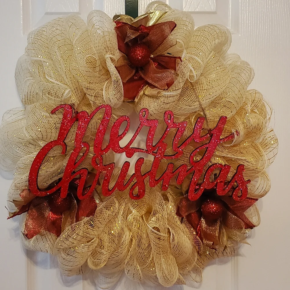 Deco Mesh Merry Christmas Wreath